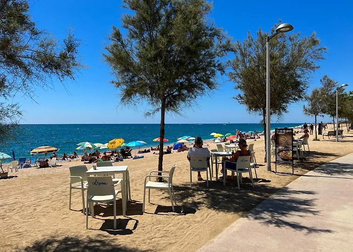 Beachfront Gateway In *